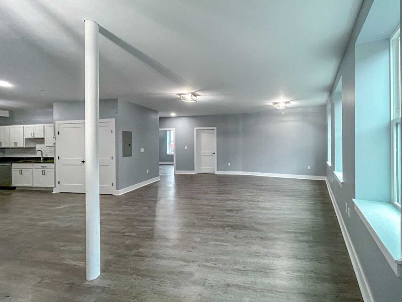 1455 State Street - Photo 4 of 28