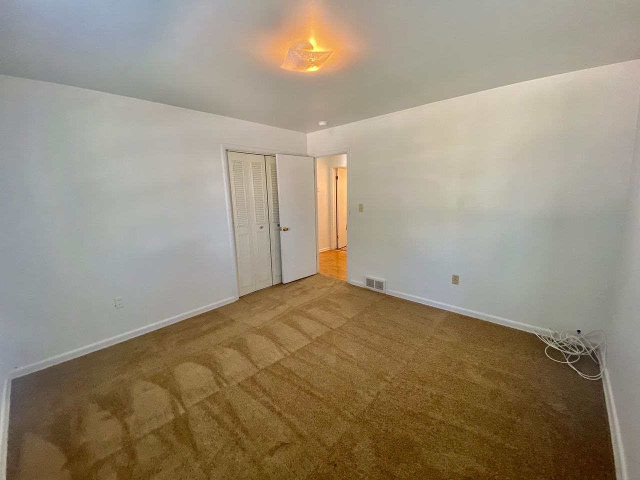 617 Emmet St - Photo 7 of 19