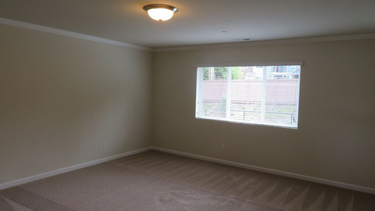 4807 51st Avenue Ct W - Photo 7 of 12