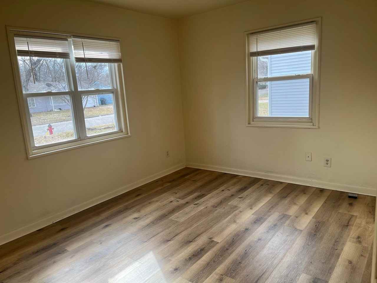3511 Sw Clare Ave - Photo 5 of 7