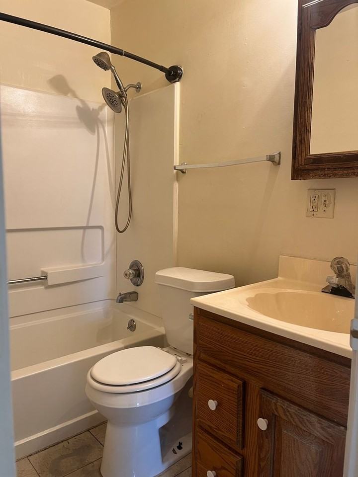 3511 Sw Clare Ave - Photo 7 of 7