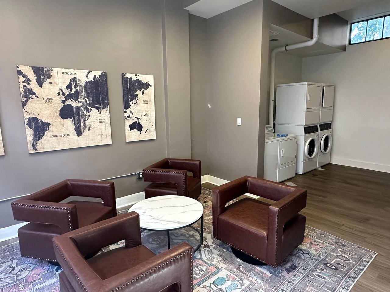 1401 Main Street - Photo 3 of 5