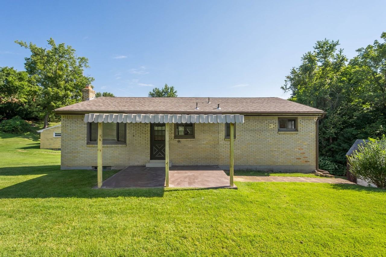 1985 Butler Dr - Photo 3 of 26