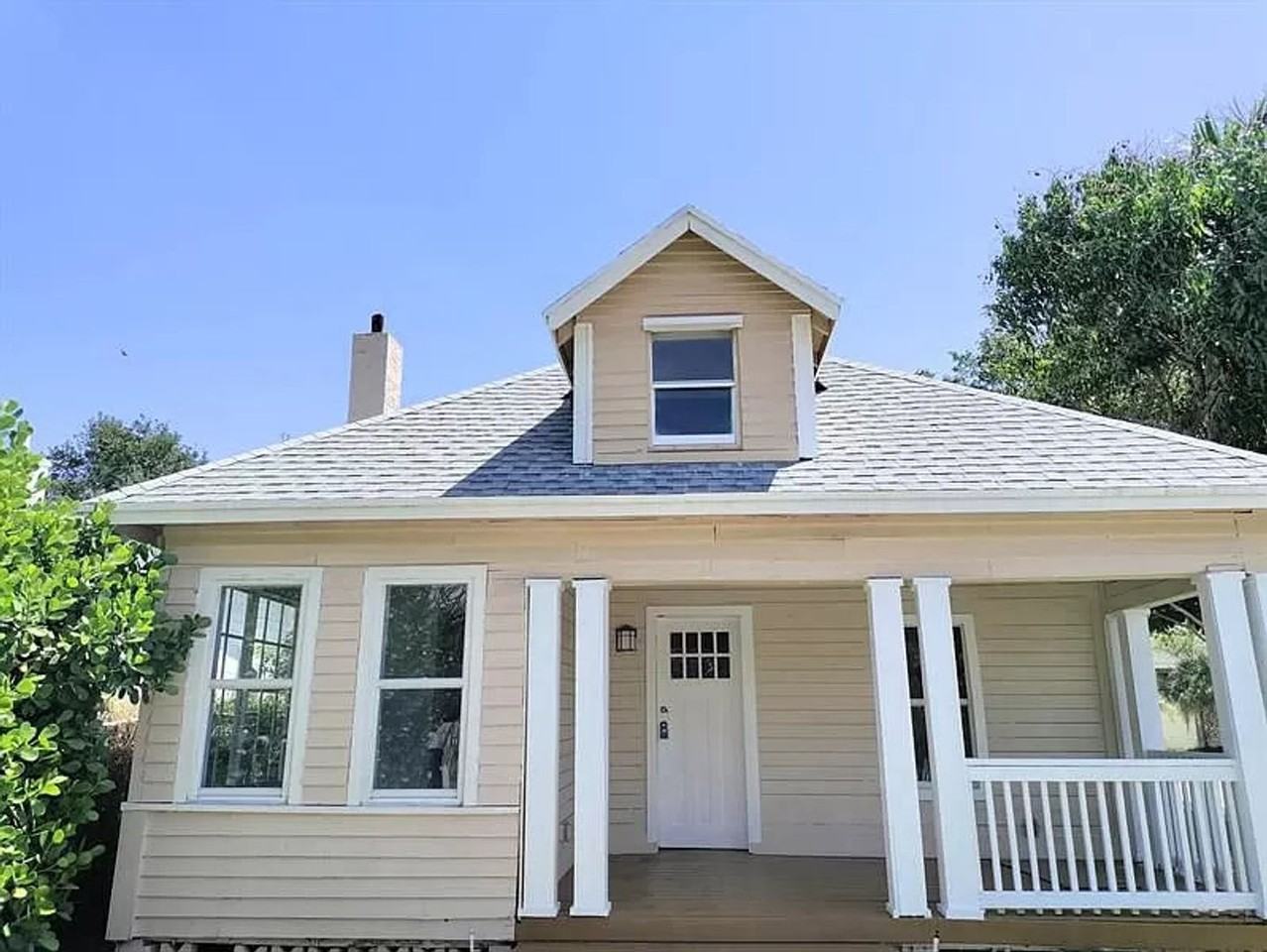 204 N M St - Photo 2 of 12