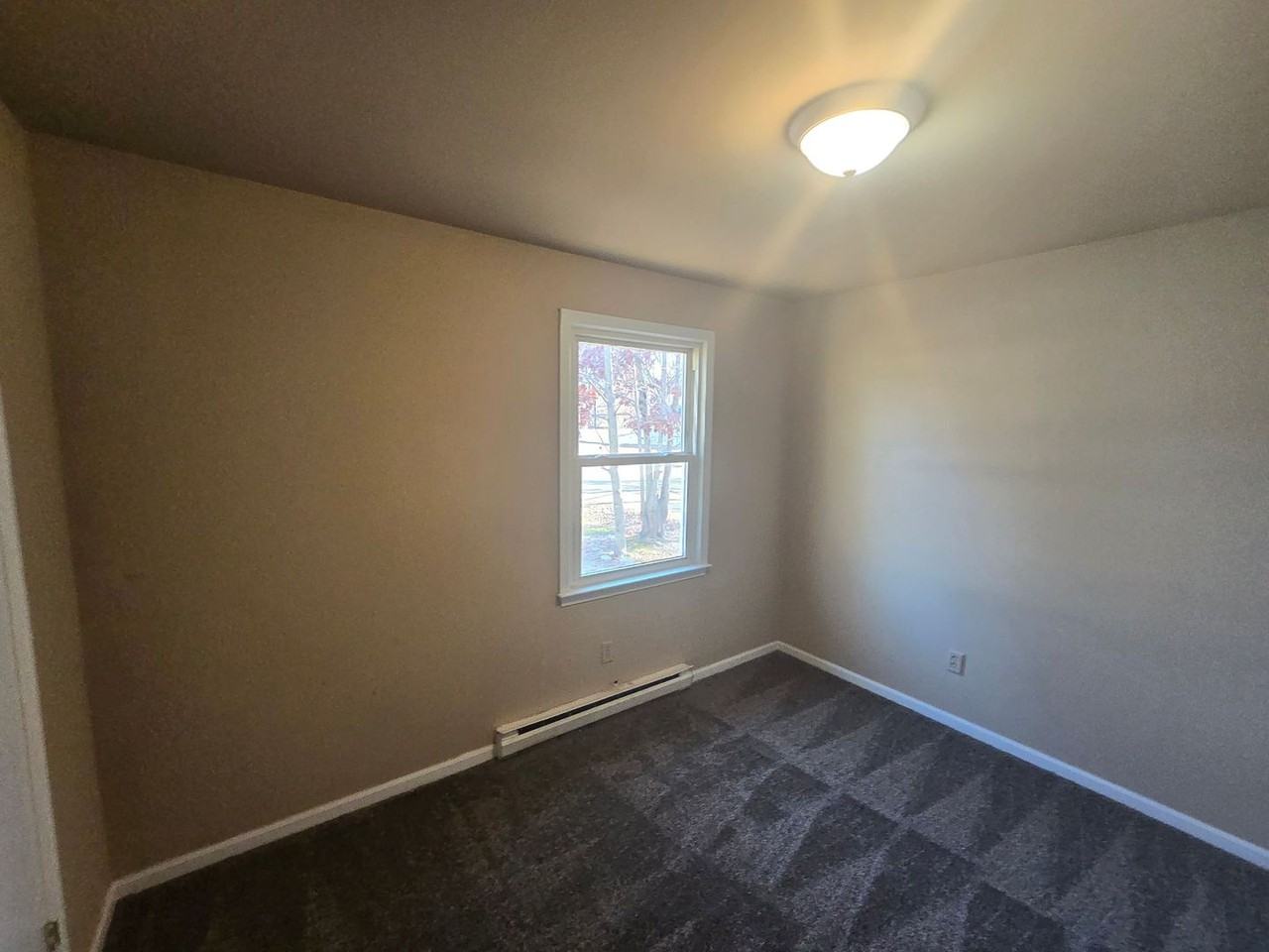 3915 Pruett Dr - Photo 3 of 4