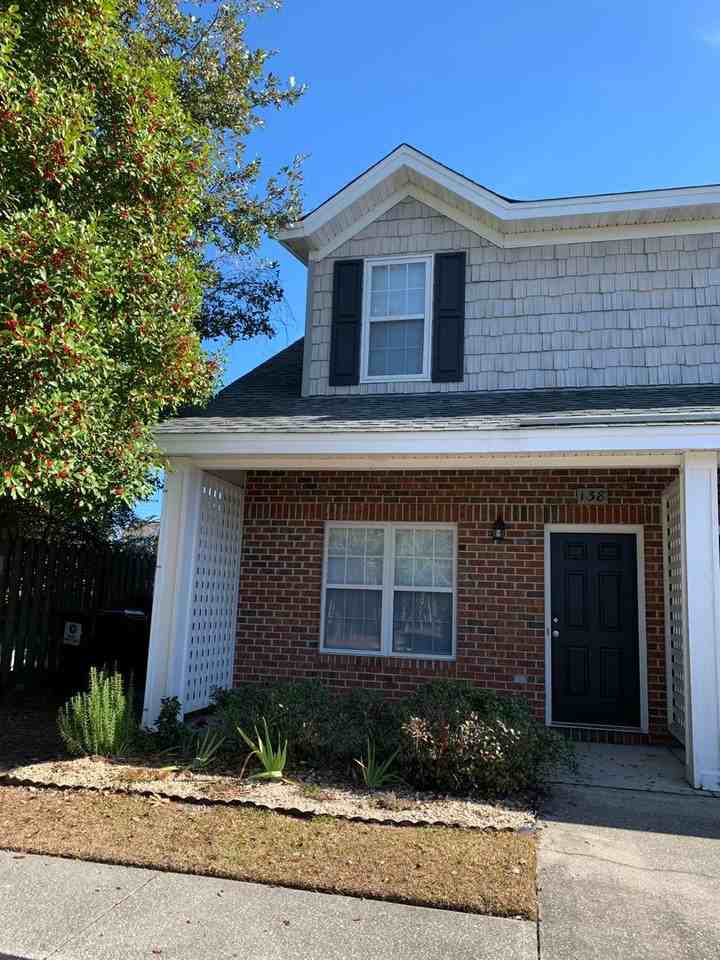 Myrtle Grove Village - Photo 2 of 15