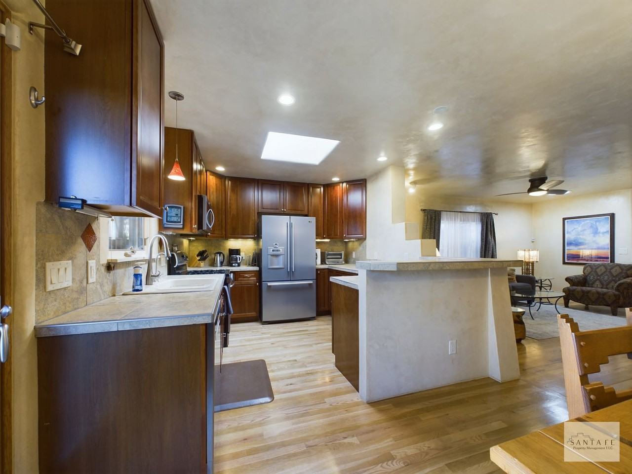 303 Sena St - Photo 7 of 30