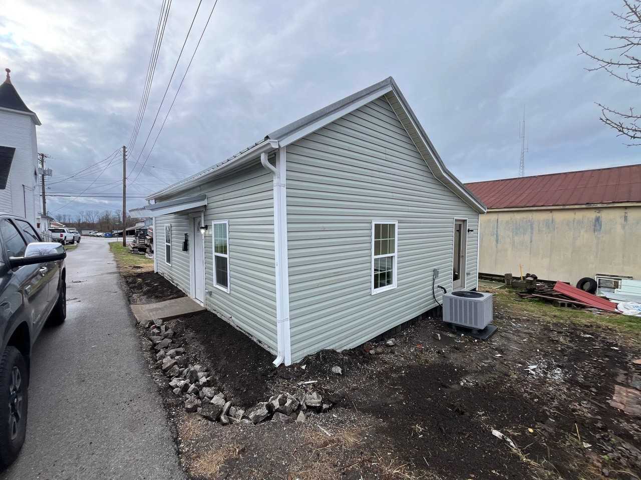 105 Church St - Photo 2 of 18