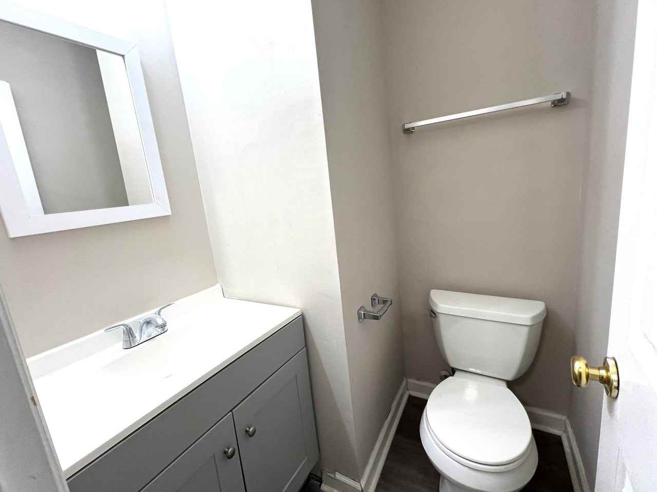 65 Dumot Ct - Photo 6 of 17