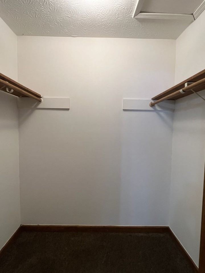 10815 Flat Shoals Road - Photo 7 of 16