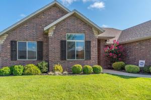 featured image of 4443 Somerset Dr