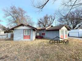 featured image of 514 W 9th Ave
