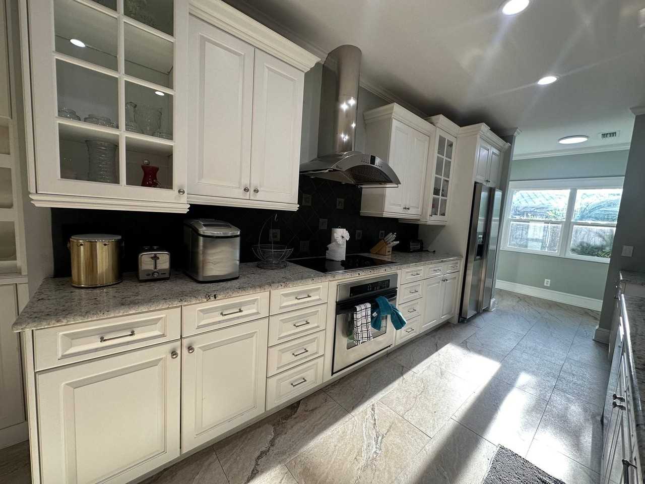 3335 Avocado Dr - Photo 3 of 22