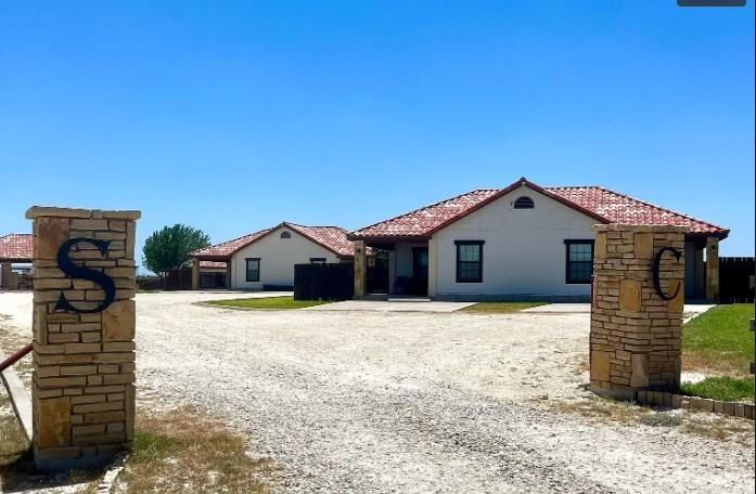 6818 W Us Highway 90 #3 - Photo 2 of 9