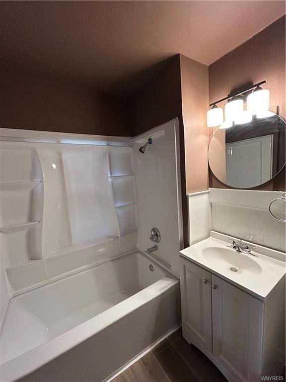 344 Walden Ave - Photo 2 of 10