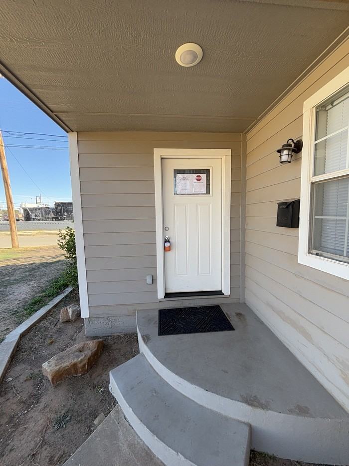 501 W Cuthbert Ave - Photo 2 of 31