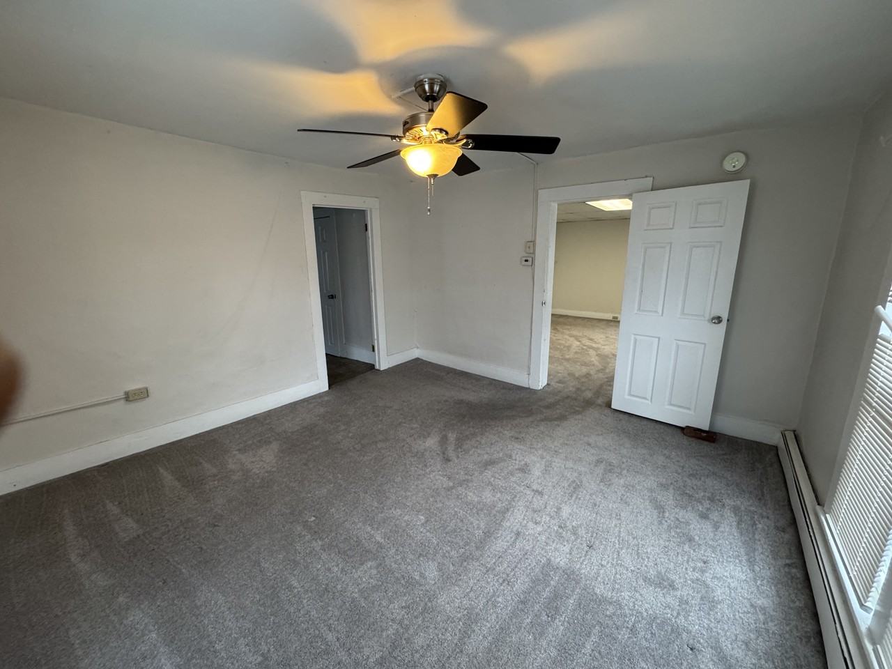 39 Grant Ave #4 - Photo 3 of 4