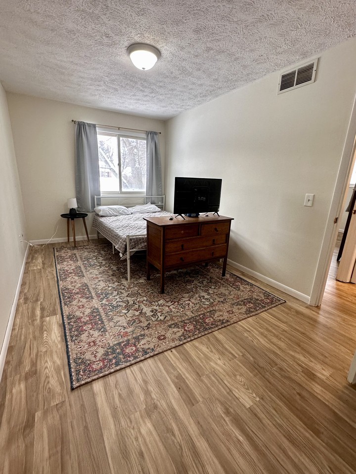 Narraganset Dr #2710 - Photo 3 of 18
