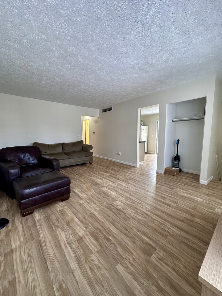 Narraganset Dr #2710 - Photo 6 of 18