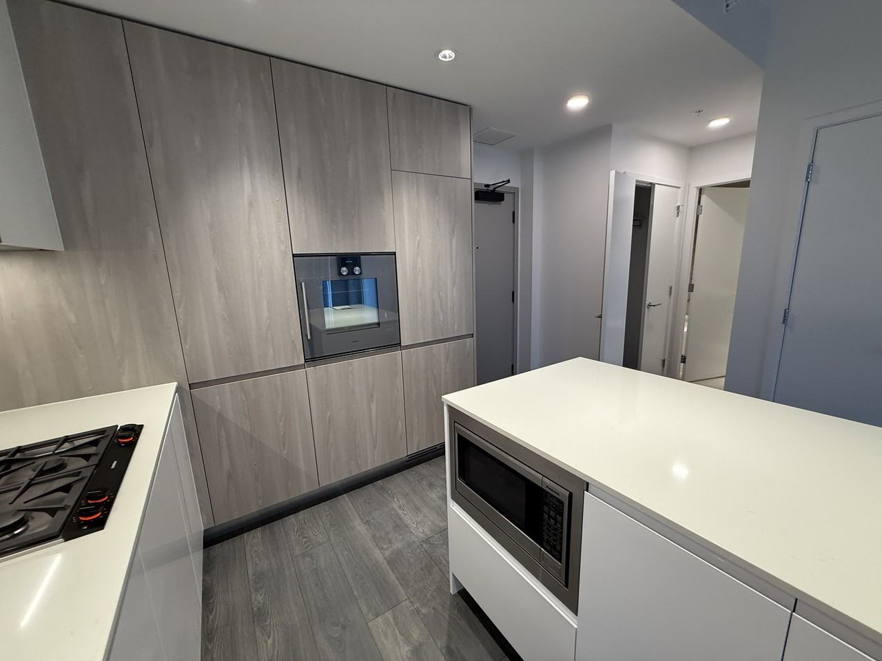 6788 Minoru Boulevard - Photo 2 of 12