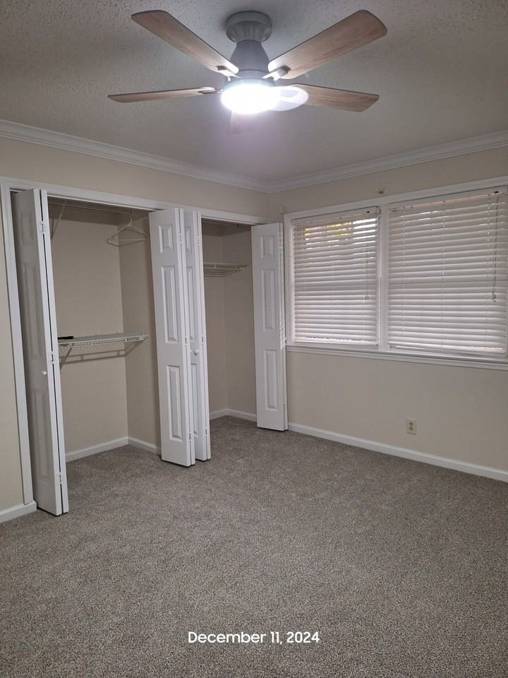 1205 Erin Way #G - Photo 5 of 19