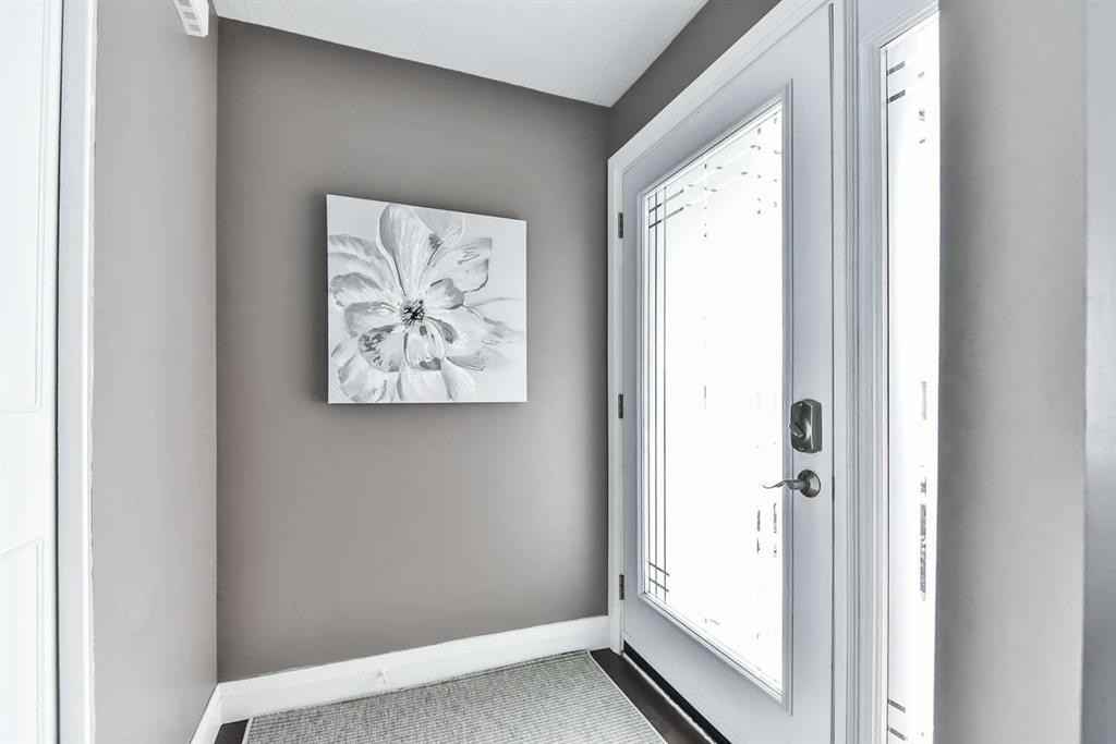 49 Suburban Drive - Photo 2 of 20