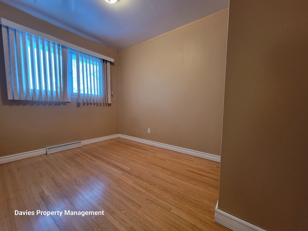 12824 103 St Nw #1 - Photo 7 of 21