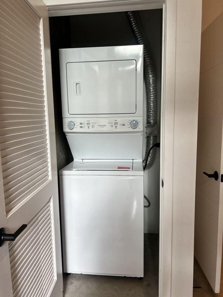 Secoya Apartments - Photo 7 of 43