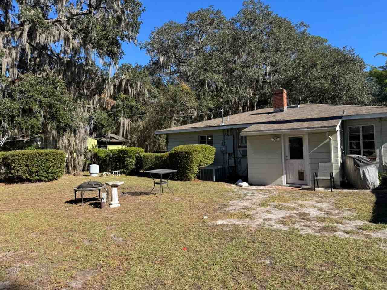 1516 Ne 6th Ter - Photo 3 of 28