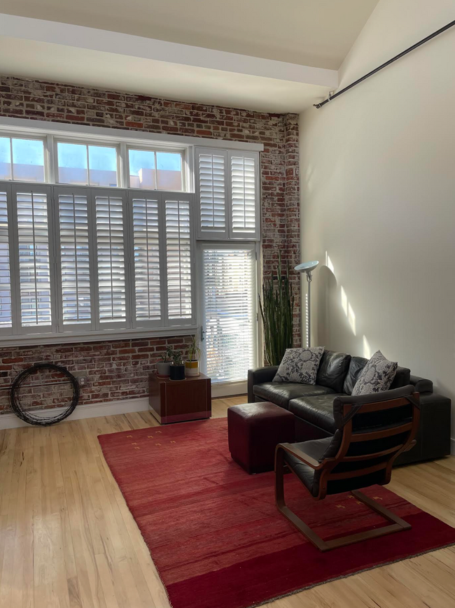 2441 North Broadway #216