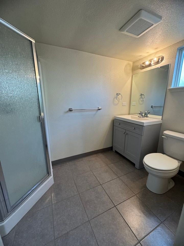 818 Chestnut Street - Photo 6 of 9