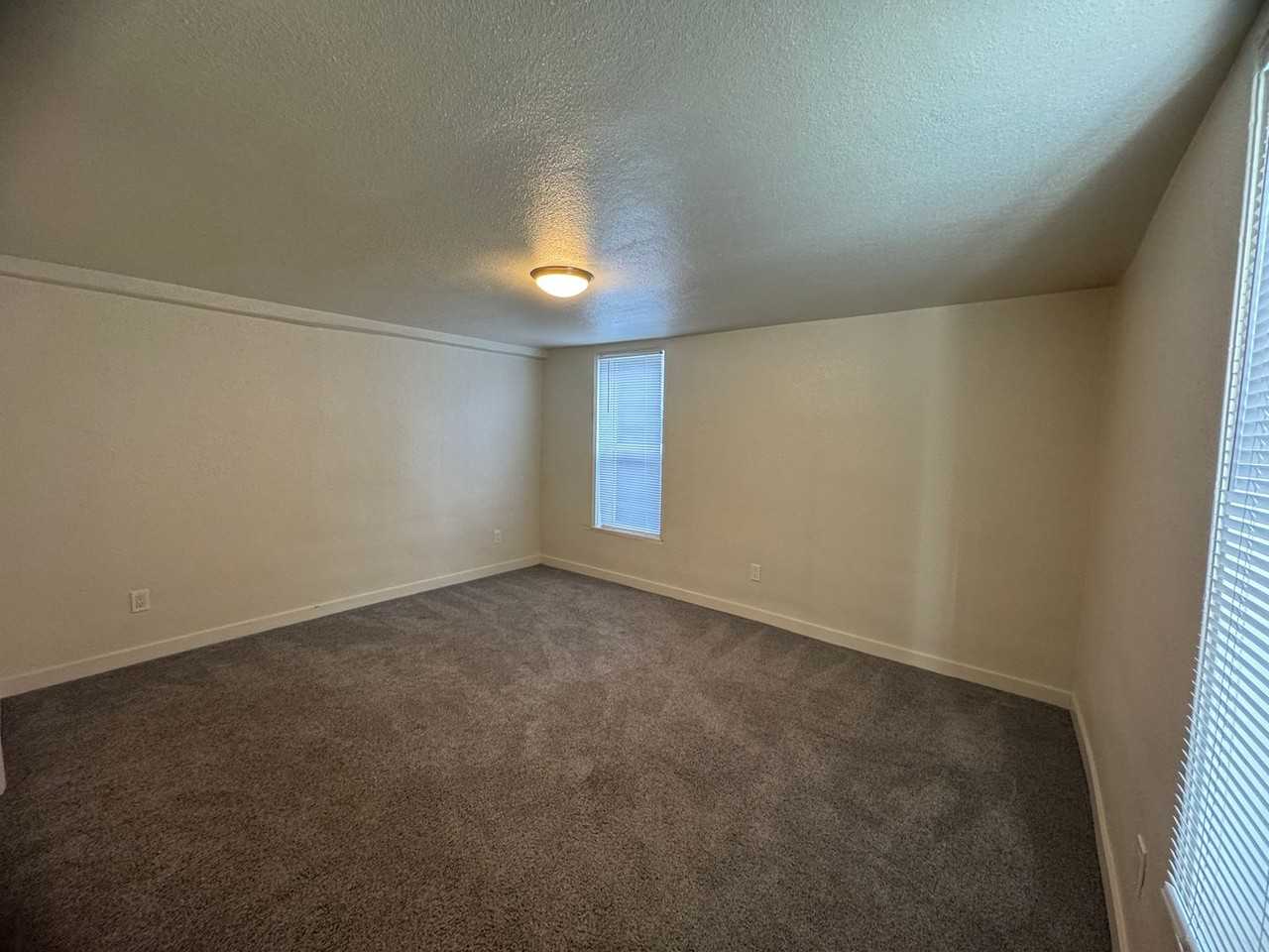 818 Chestnut Street - Photo 7 of 9