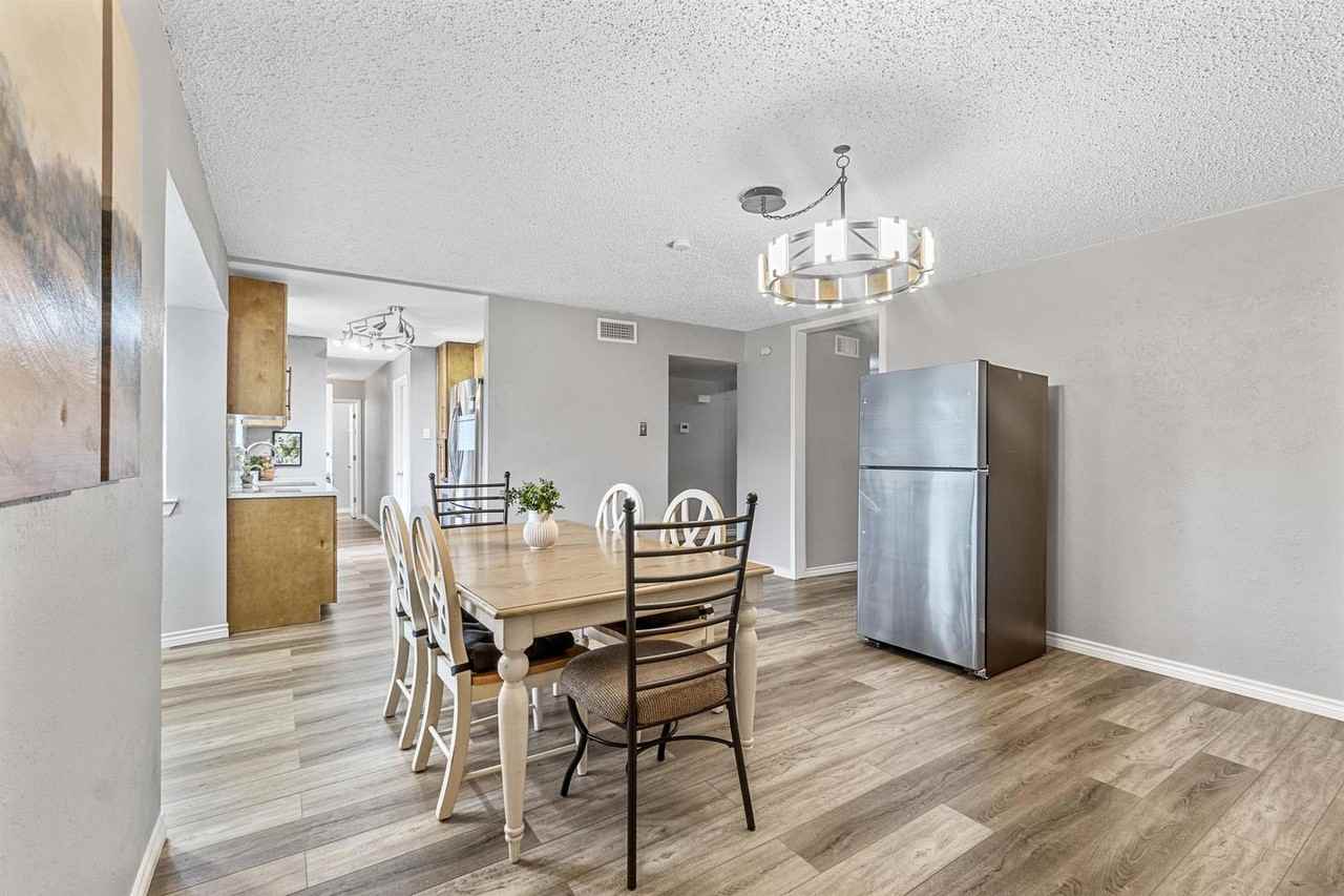 Spacious and Cozy Home in the Heart of Garland - Photo 6 of 19