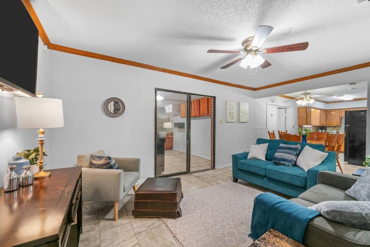 Bright & Cozy Garland Home Near Duck Creek - Photo 2 of 19