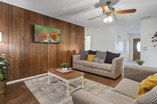 Charming San Antonio Retreat Near McAllister Park - Photo 1 of 1