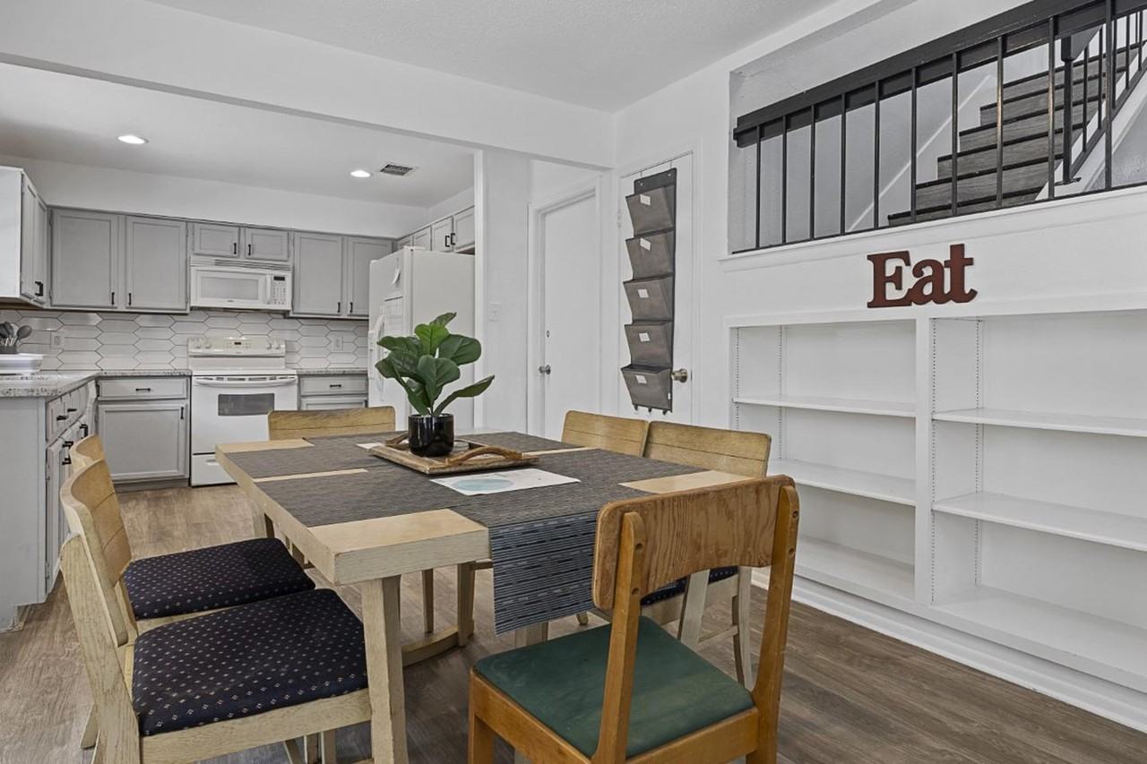 Stylish San Antonio Gem with Modern Updates and Curb Appeal - Photo 6 of 21