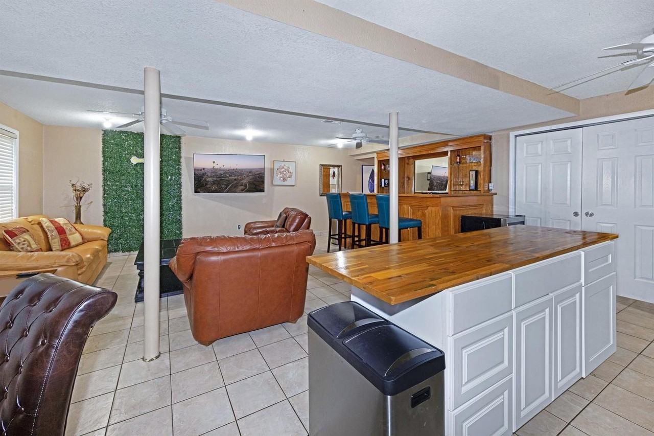 Tranquil and stylish living in Lilburn – a perfect place to unwind! - Photo 5 of 22