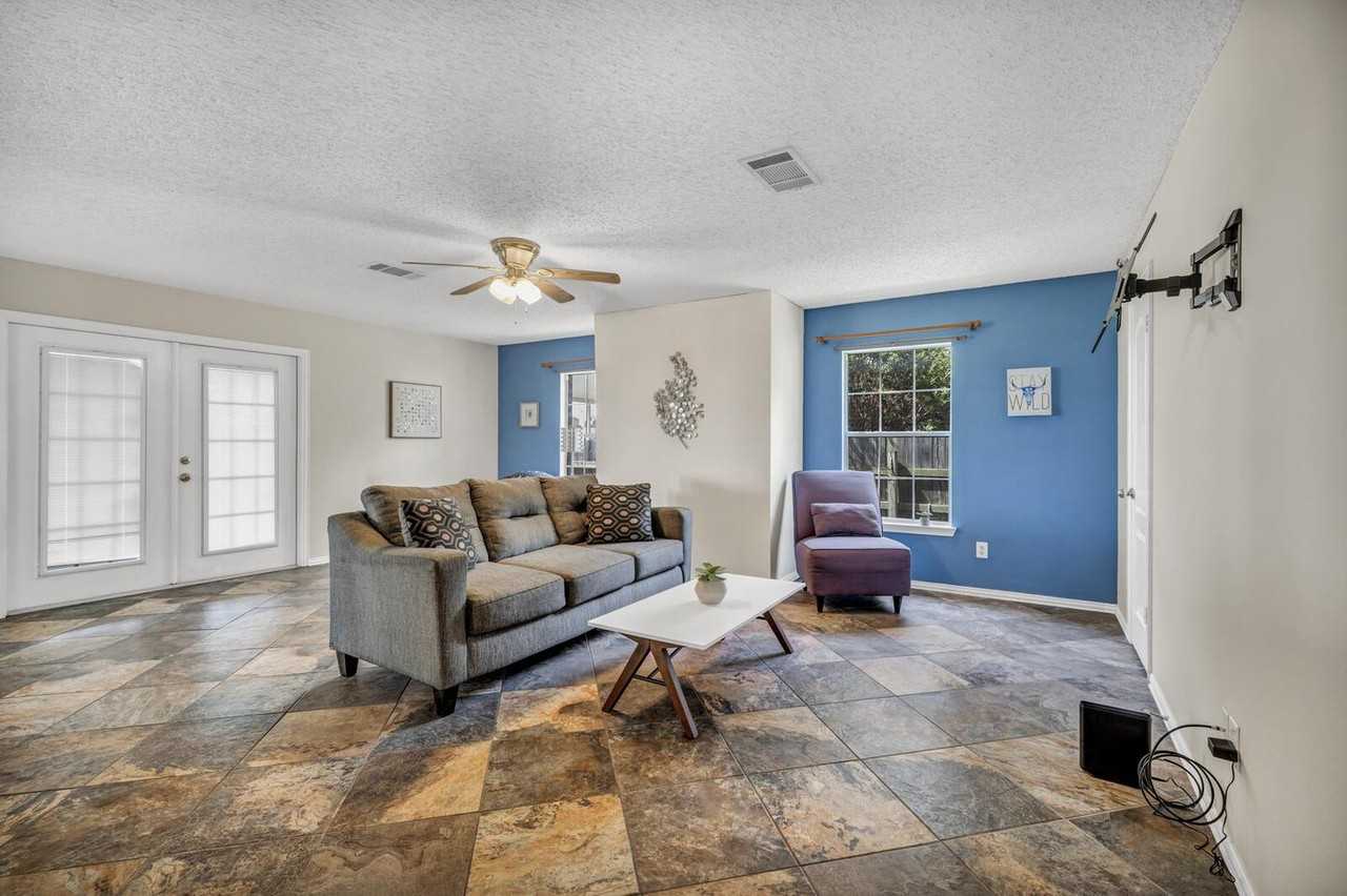 Pflugerville Dream Home with Designer Finishes and a Covered Patio - Photo 2 of 42