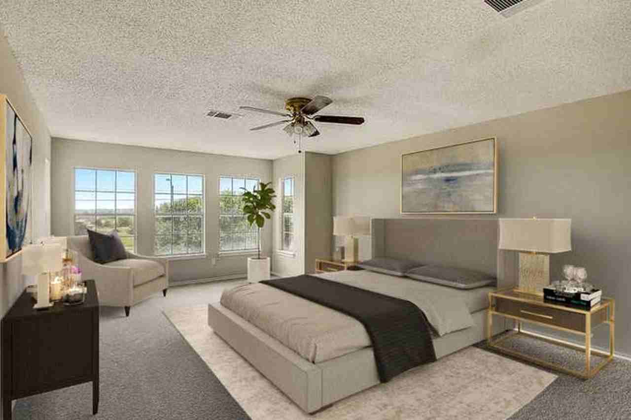 Pflugerville Dream Home with Designer Finishes and a Covered Patio - Photo 6 of 42