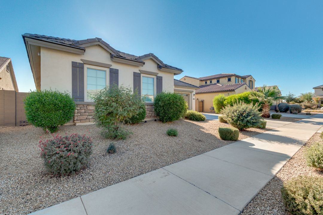 19685 E Walnut Rd - Photo 2 of 25