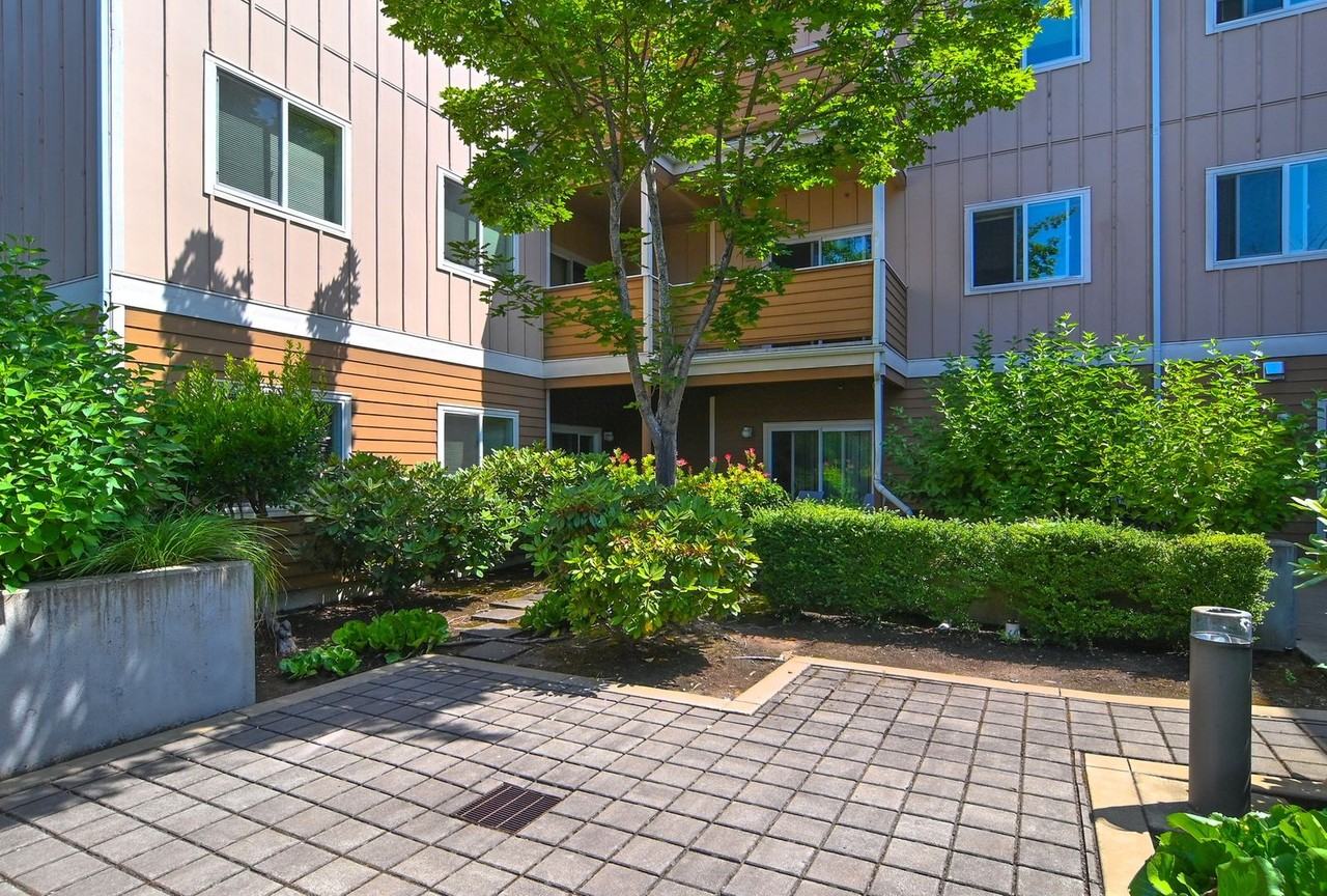 Pipers Landing - Photo 5 of 34