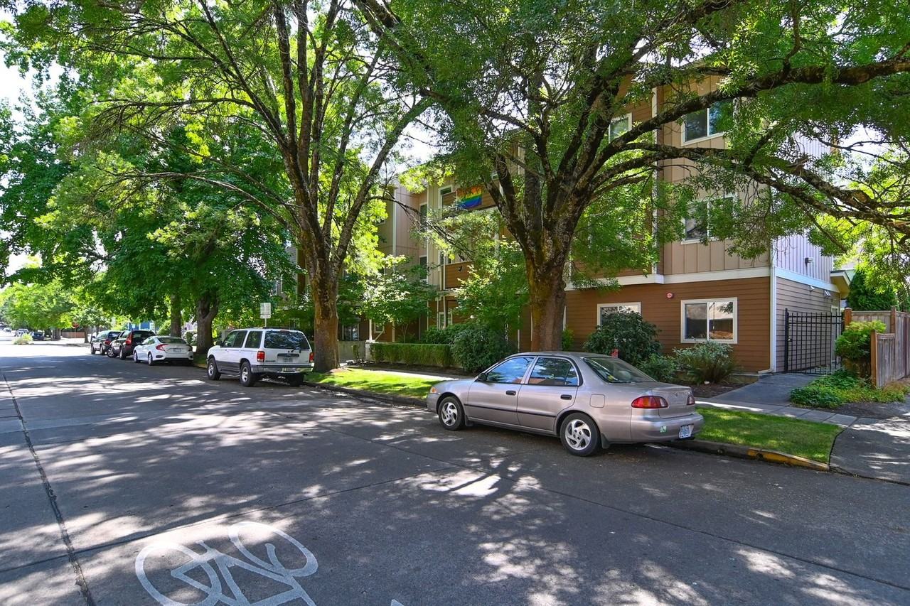 Pipers Landing - Photo 7 of 34