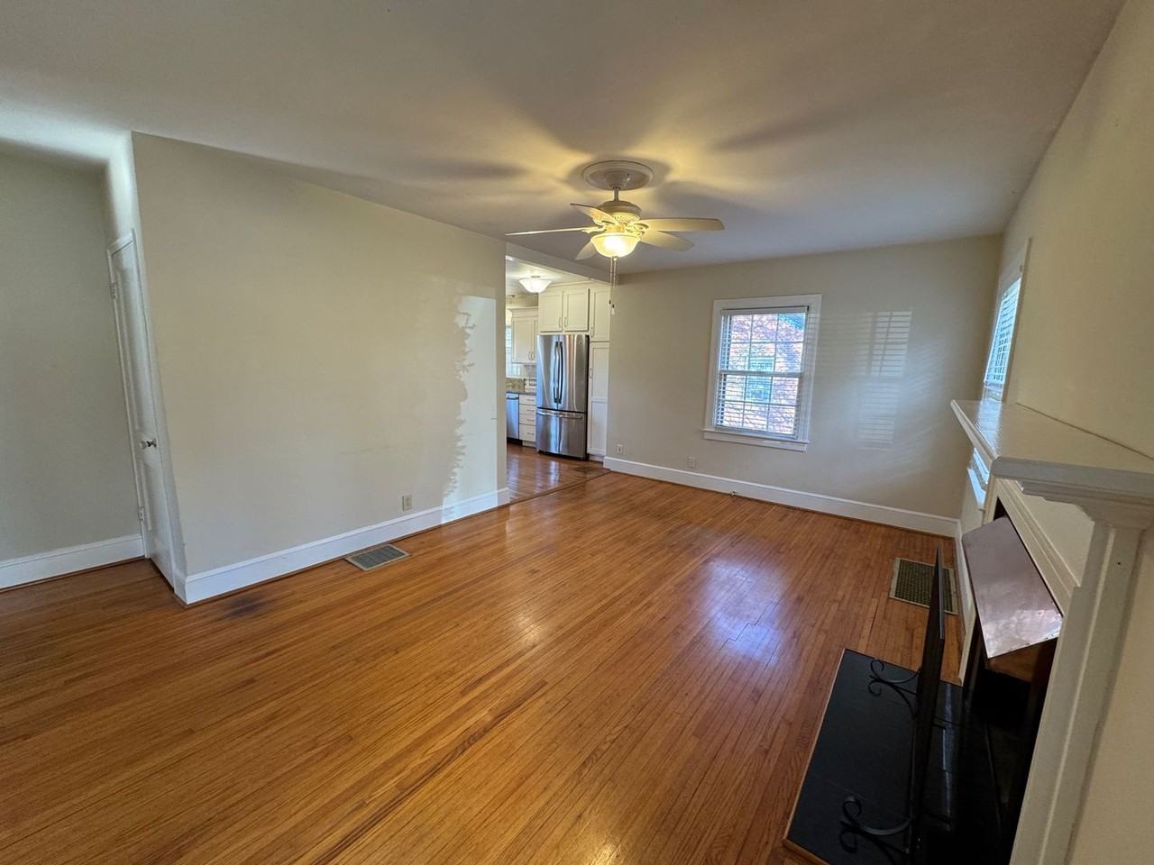 29 Canterbury Rd - Photo 4 of 45