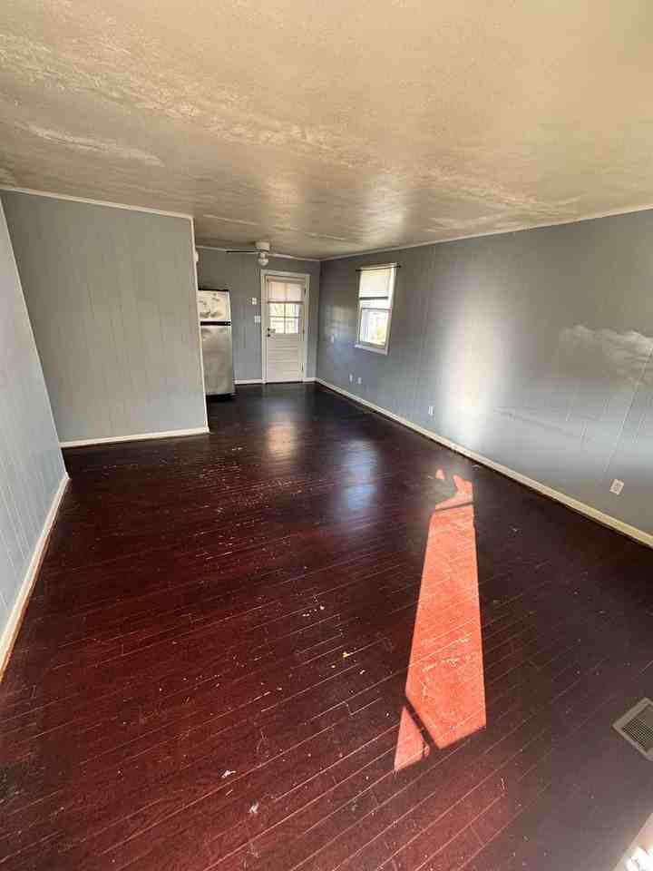 1220 N 37th St - Photo 2 of 21