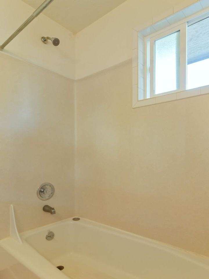 Royal Terrace - Photo 7 of 41