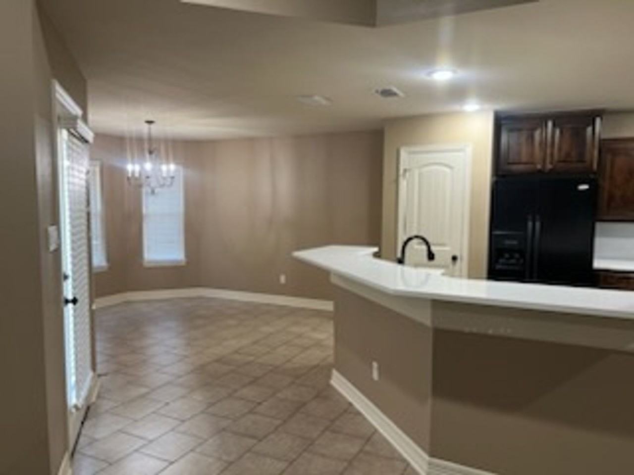 437 Maggie Cir - Photo 5 of 19