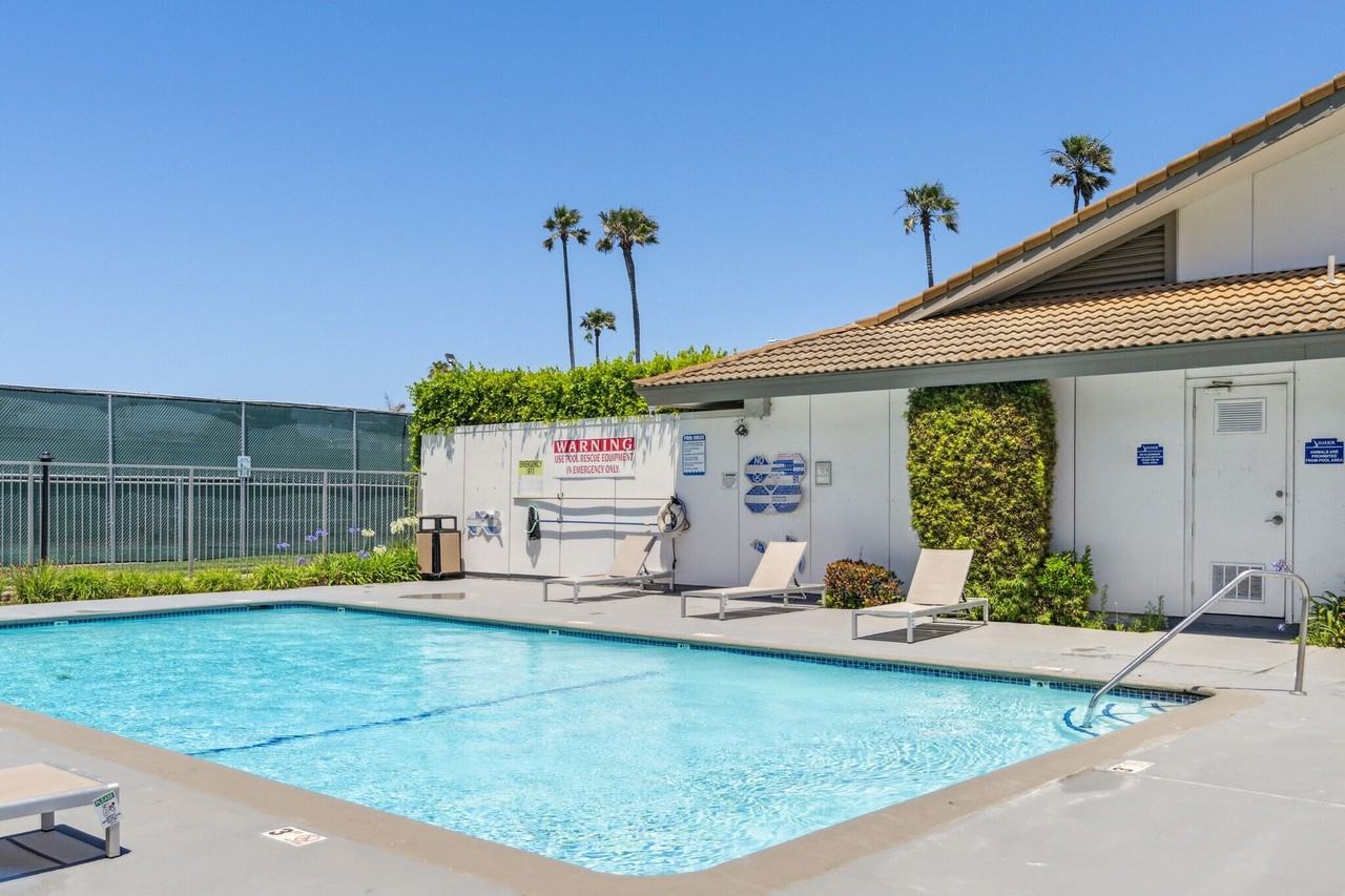 4200 S Harbor Blvd - Photo 5 of 50