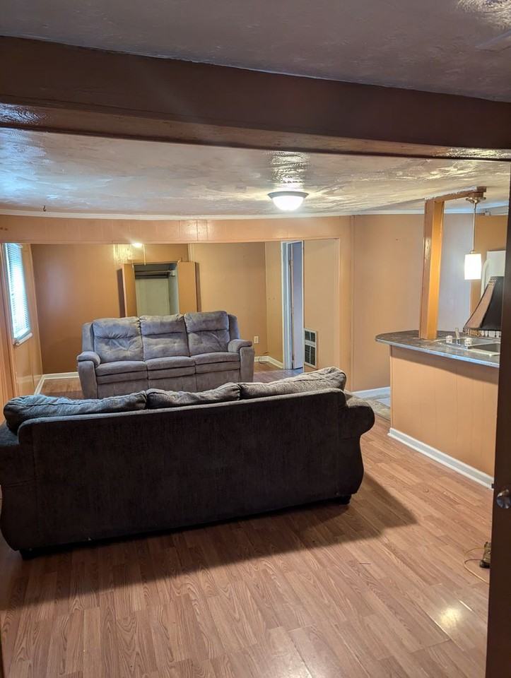 892 Lynn Garden Dr - Photo 2 of 11