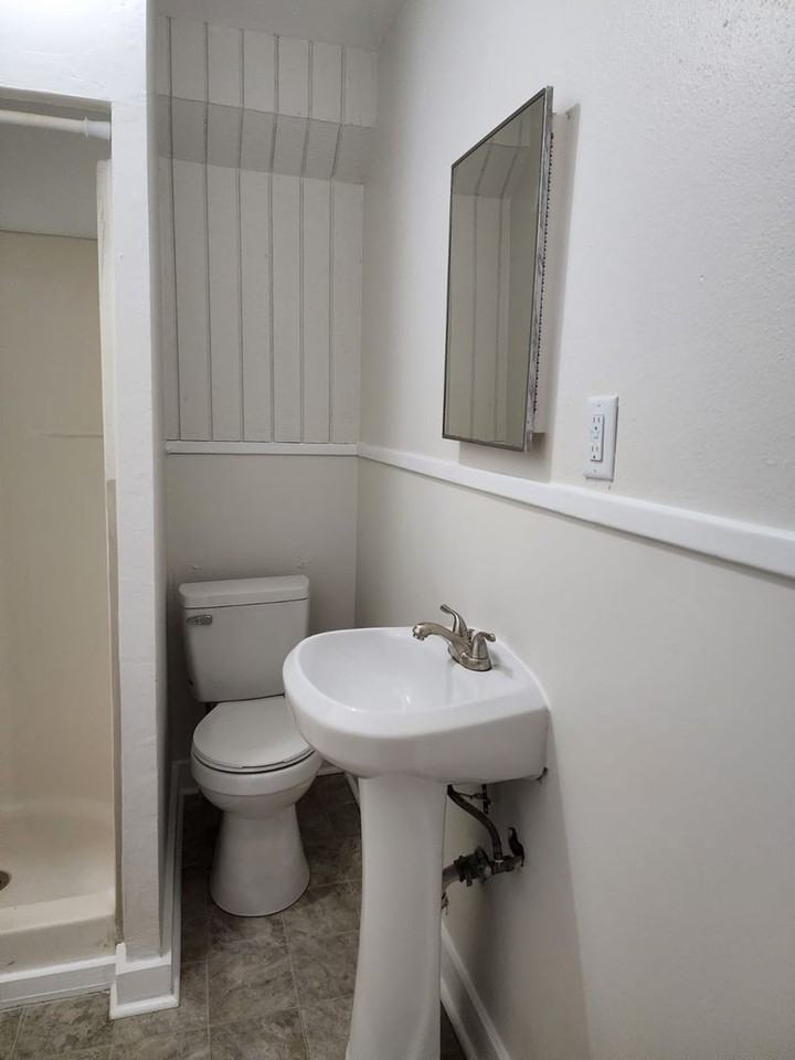 5444 1/2 30th Ave S #4C - Photo 7 of 21