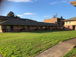 featured image of 749 E 17th Ave